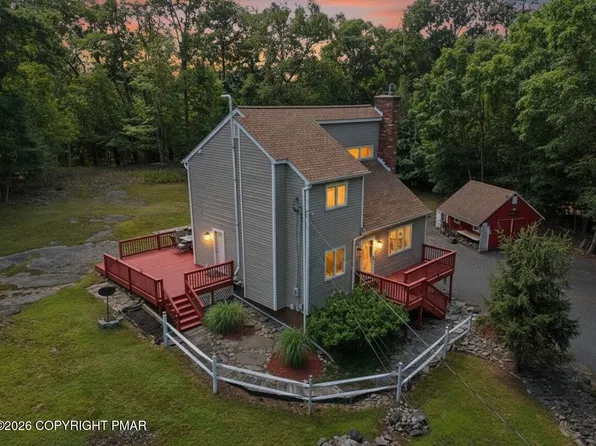 2522 Jonathan Ct, East Stroudsburg, PA 18302