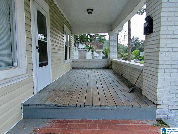 3rd image of 7337 Queenstown Ave