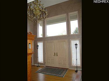 3rd image of 27289 Belgrave Rd