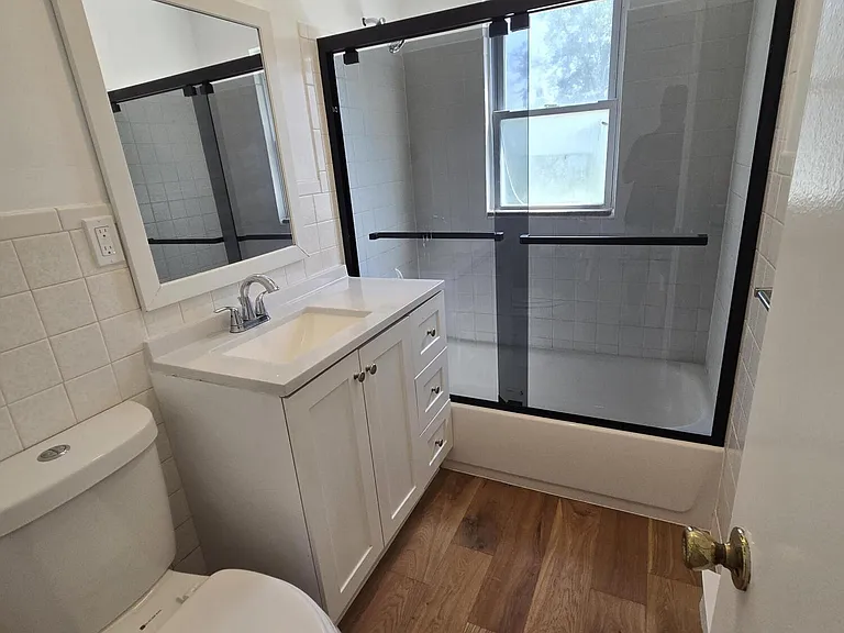 330 Elizabeth Ave — Photo 11