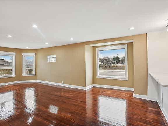 4th image of 1716 S 8th Ave