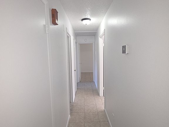5th image of 2213 NE 36th Pl