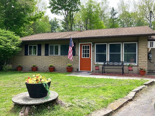 44 Overlook Dr