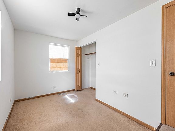 5th image of 2648 123rd St