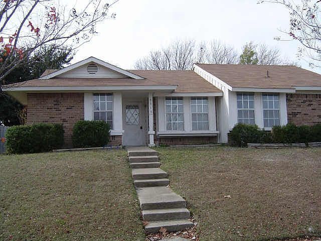 1st image of 2313 Highmont Dr