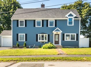 26 Grosvenor Rd, Waltham, MA 02453