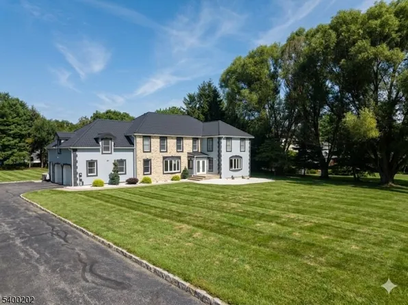 23 Deire Dr, Sparta Twp., NJ 07871