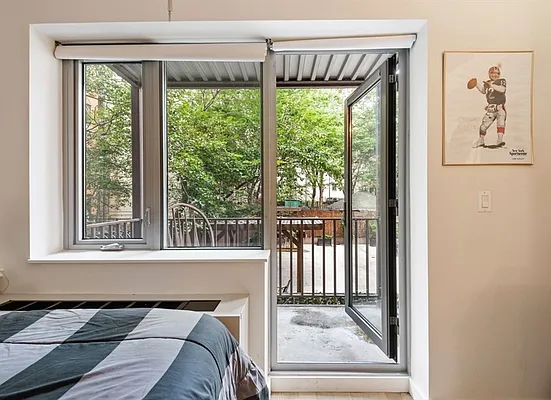 Sold by Corcoran | media 6