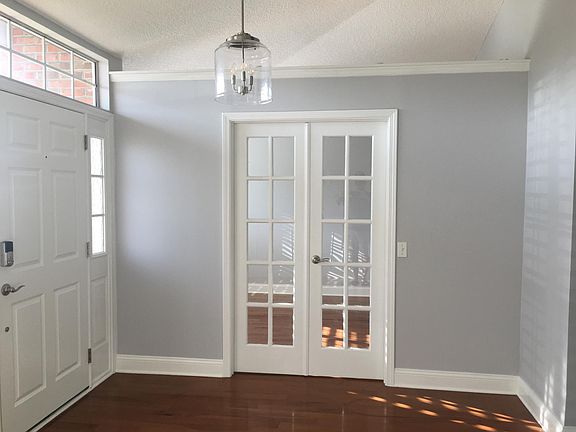 3rd image of 12829 Cedar Brook Ct