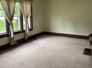 12 N Crawford St #12, Millersburg, OH 44654