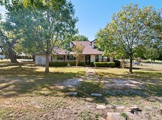 301 N Lyon St, Tom Bean, TX 75491