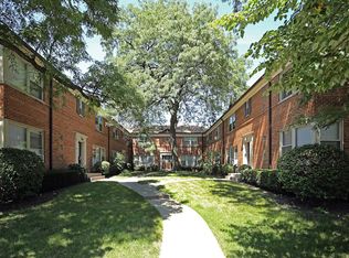 2104 W Foster Ave #2112-1N, Chicago, IL 60625