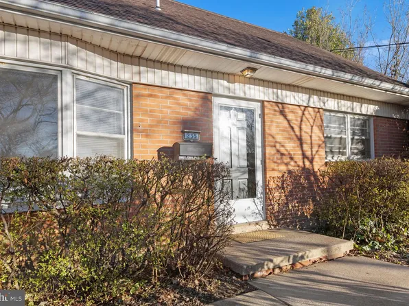 235 Shenk Ave, Strasburg, PA 17579