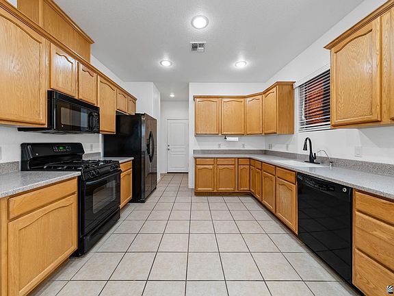 2nd image of 12222 E 33rd Pl