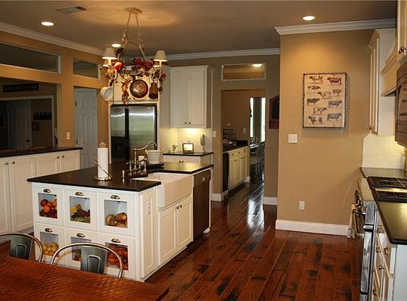 4th image of 195 Canyon Oaks Dr