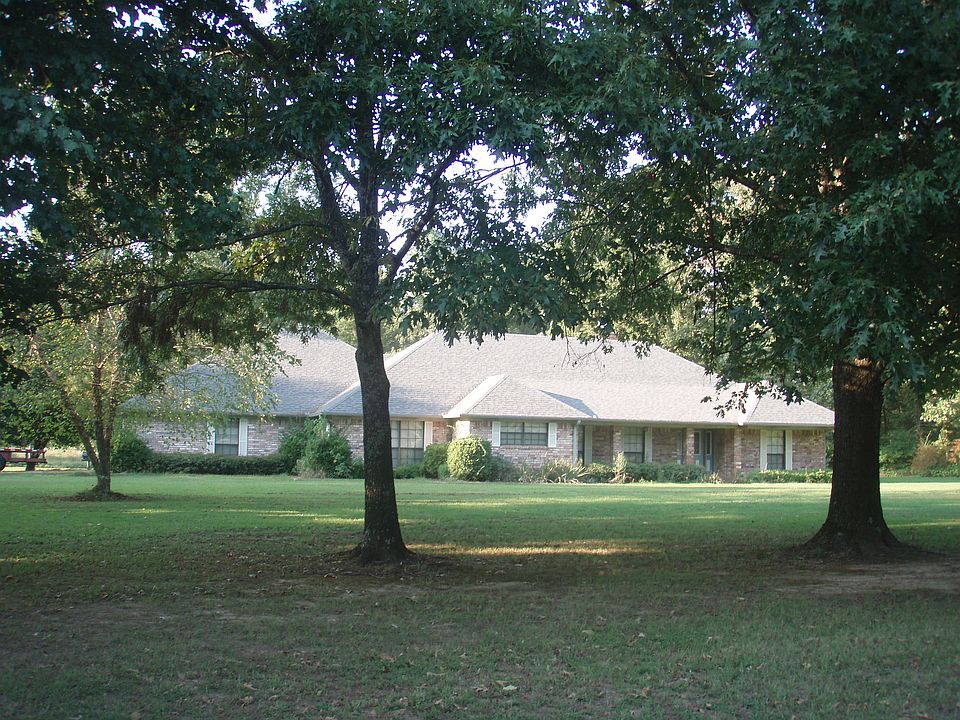 1st image of 1551 Deerwood St