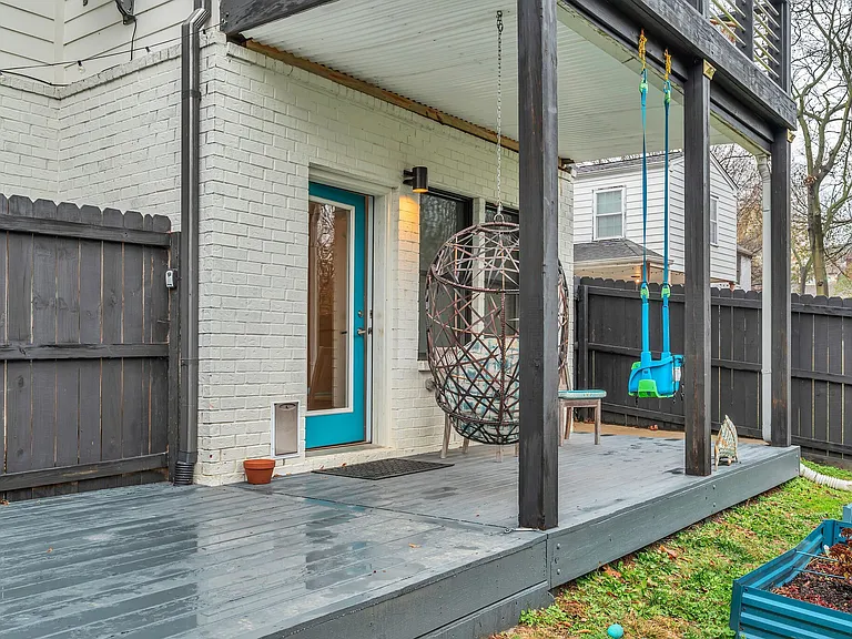 807B Porter Rd — Photo 21