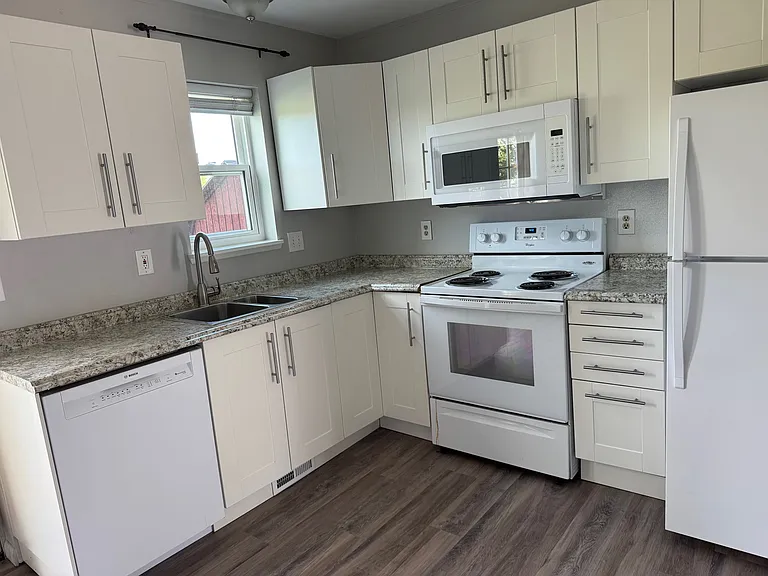 226 S Carr Ave — Photo 8