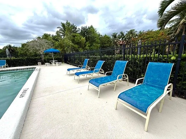 731 N Pine Island Rd #103 — Photo 20