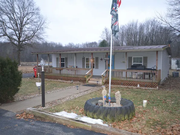 10281 E 600th Dr N, Grovertown, IN 46531