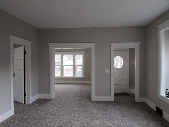 4th image of 6804 Ballard Ave