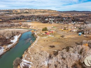 401 3rd Ave, Fromberg, MT 59029