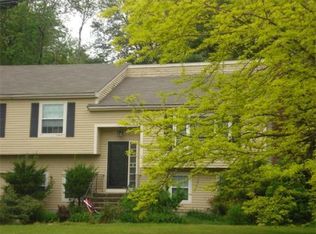 24 Edwards Rd, Foxboro, MA 02035