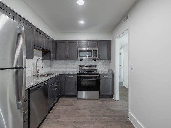 2011 Richard Jones Rd APT E3