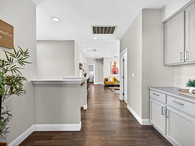 390 Caravaggio Cir — Photo 73