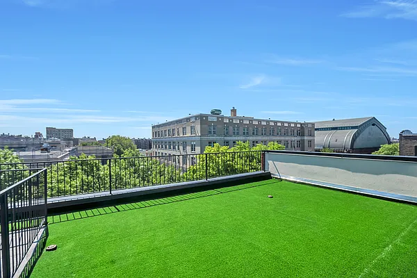 Rented by Bank Neary | media 39