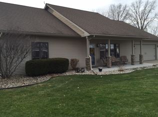 13280 Lake Shore Dr, Fenton, MI 48430