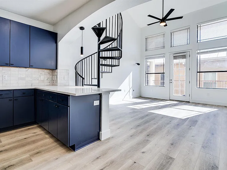 2505 San Gabriel St #600 — Photo 13