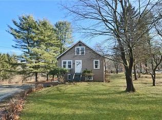 82 Cole Rd, Pleasant valley, NY 12569
