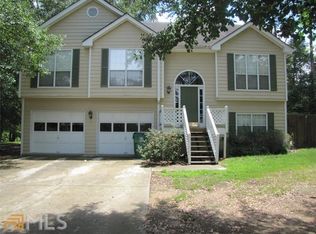 174 Ridgeway St, Winder, GA 30680
