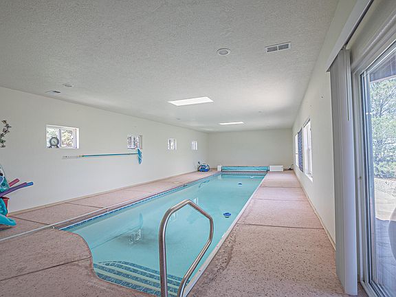 2nd image of 38 Marta Ct