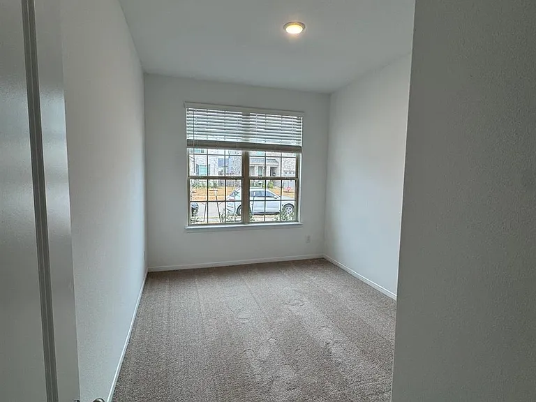13579 Myrtle Gardens Blvd — Photo 6