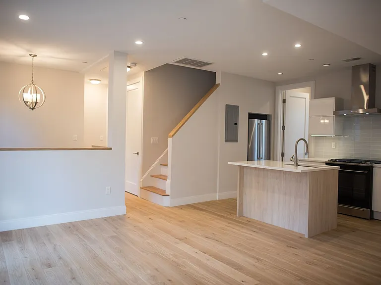 14 Sumner St — Photo 18