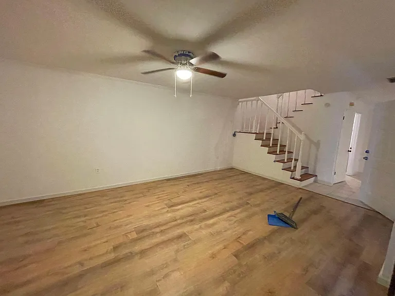 5252 Middle Ct #103 — Photo 11