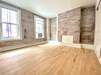 Rented by Nolita Group