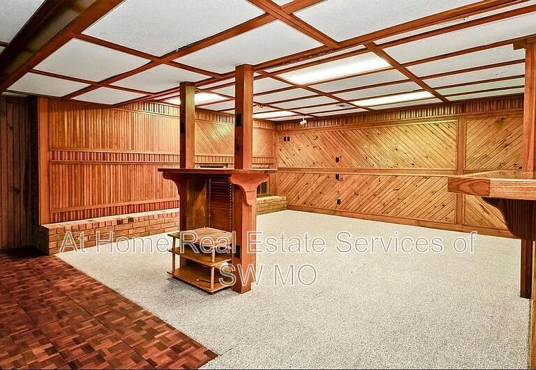 834 E Manchester Dr — Photo 23