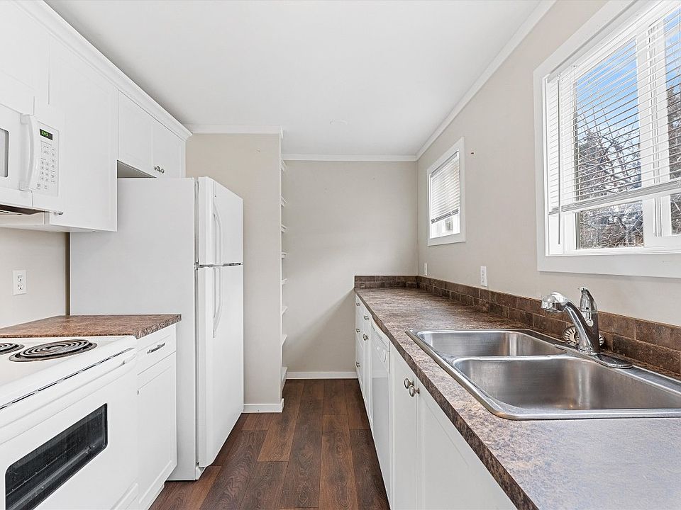 1st image of 3535 Casorso Rd Unit 14