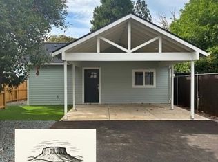 613 Saint Thomas Ln #A, Eagle Point, OR 97524