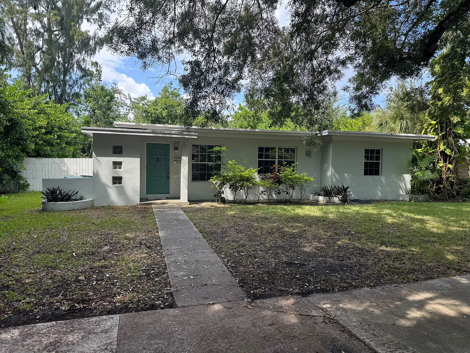 SW 48th St, Miami — Photo 1