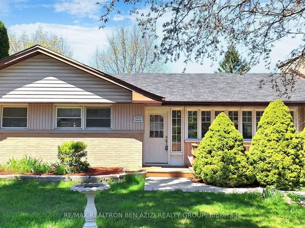 49 Don Mor Dr, Newmarket, ON L3Y 1G8