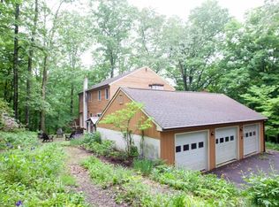 29 Ledge Ln, Pipersville, PA 18947