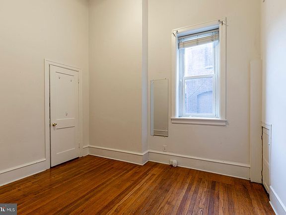 5th image of 3017-19 W Girard Ave #1F
