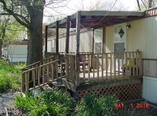 1198 W Harrison Rd, Murphysboro, IL 62966