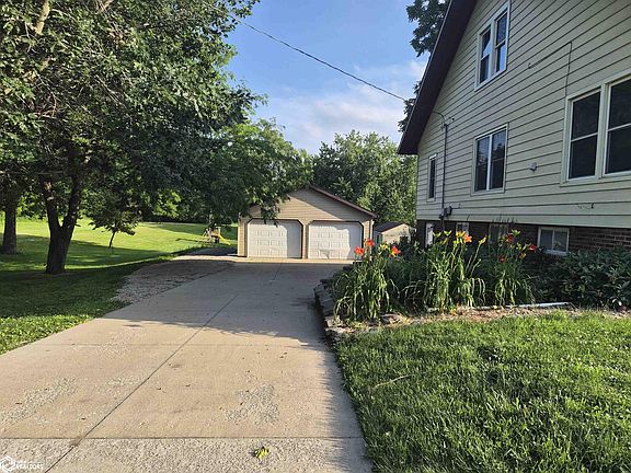 4th image of 1225 N 4th Ave W