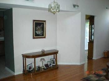 5th image of 1638 W Orchard Pl