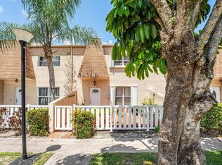 1105 NW 80th Ter E, Pompano Beach, FL 33063